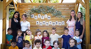 Ekiplerin topladığı zeytinleri minikler işledi