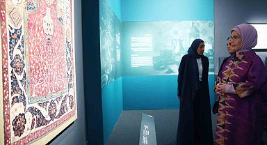 Emine Erdoğan, Katar'da İslam Eserleri Müzesi'ni ziyaret etti