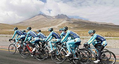 Erciyes'teki Yüksek İrtifa Bisiklet Kampları spor turizmini zirveye taşıyor