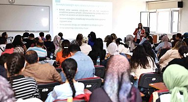 ERÜ Hastaneleri'nde Anne Sütü ve Tamamlayıcı Beslenme Eğitimi düzenlendi
