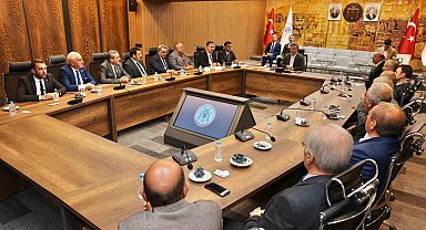 Erzincan'da projeler Vali Aydoğdu başkanlığında değerlendirildi