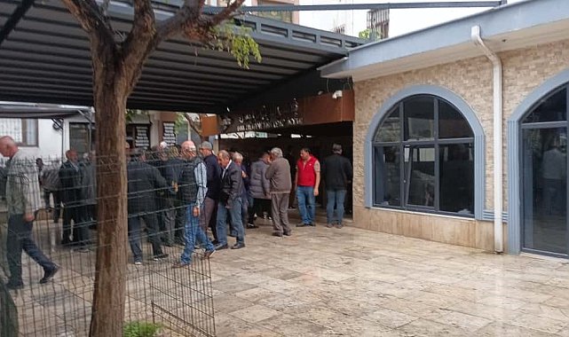 Eşi tarafından sokak ortasında öldürülen kadın son yolculuğuna uğurlandı