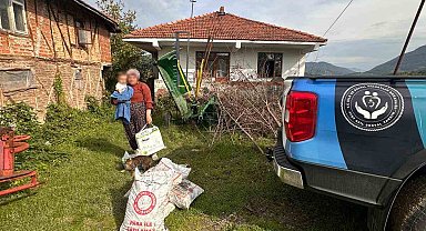 Eşiyle tartışarak ırmağa atlayan şahsa gıda yardımı