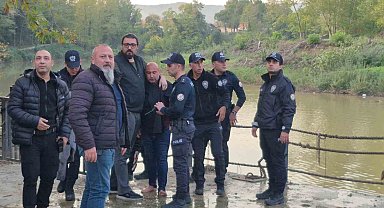 Eşiyle tartıştı, ırmağa atladı