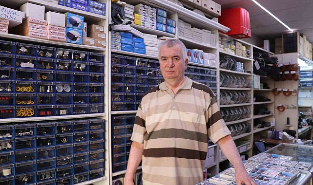 Eskişehir'in son zanaatkârı: 100 yıllık dikiş makinesini bile konuşturabiliyor