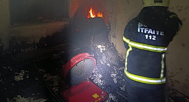 Evde çıkan yangında 1 kişi dumandan etkilendi