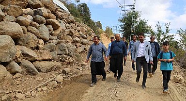 Feke'de üreticilerin kış öncesi zorlu yol sorunu çözüldü: Mahallede büyük sevinç yaşandı