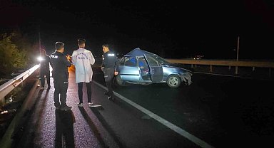 Gaziantep'te 2 otomobil çarpıştı: 1'i ağır 2 yaralı