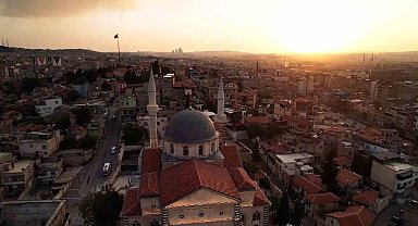 Gaziantep'teki tarihi Kurtuluş Camii ihtişamıyla hayran bırakıyor