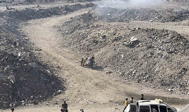 Gazze'de biriken çöp miktarı çeyrek milyon tonu aştı