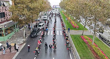 Gazze'deki çocuklara umut için pedal çevirdiler