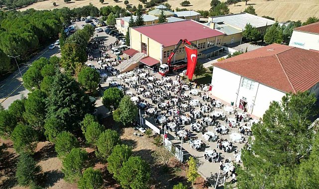 Gediz'de 3. Geleneksel 'Sizinleyiz' Kahvaltısı ve Akademik Yıl Açılışı düzenlendi