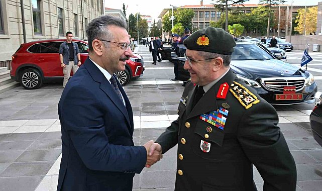 Genelkurmay Başkanı Vali Aksoy'u ziyaret etti