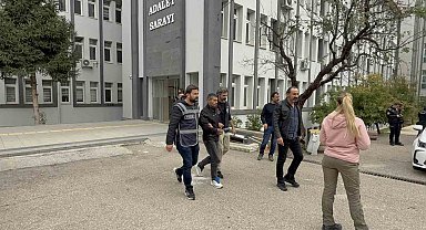 Gerçek polisler sahte polisi kıskıvrak yakaladı