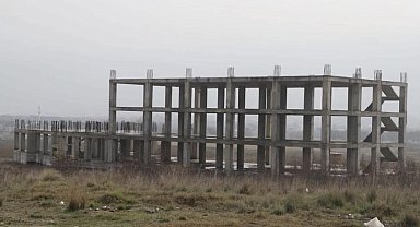 Gönen'de fakülte inşaatı yıllardır tamamlanamıyor: Hayırsever desteğiyle başlatılan proje sessizliğe büründü