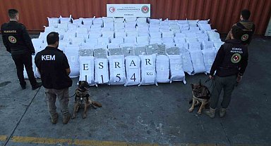 Gümrükler Muhafaza Ekiplerince, toplam 809 milyon lira değerinde uyuşturucu madde ele geçirildi