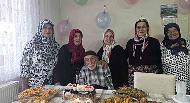 Hacı Hasan Dede'nin 95. yaş gününü böyle kutladılar