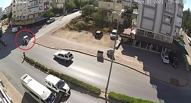 Hafif ticari araç ile motosiklet çarpıştı: 2 yaralı