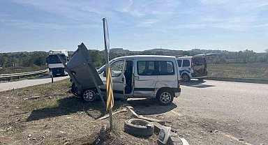 Hafif ticari araç ile panelvan çarpıştı: 1 yaralı