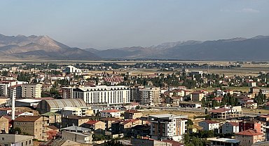 Hakkari'ye 67 yeni hekim kadrosu tahsis edildi