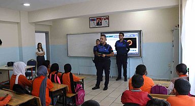 Halileye Belediyesi'nden öğrencilere 'Bilinçli Tüketici' semineri