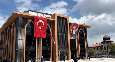 Halk kütüphanesi hafta sonları da açık olacak