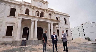 Hatay'da tarihi valilik binasında restarasyon çalışmaları sürüyor