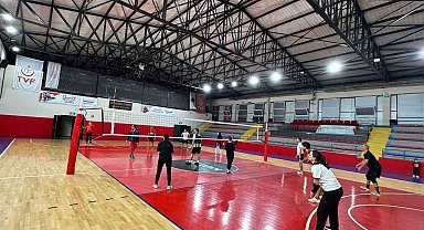 Havran MYO'da spor etkinliğiyle öğrenciler stres attı