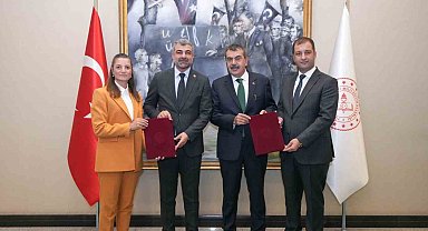 Hayırsever desteğiyle iki okul ve öğretmenevi inşa edilecek