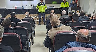 Hayrabolu'da okul servisi şoförleri ve rehber personeller bilgilendirildi