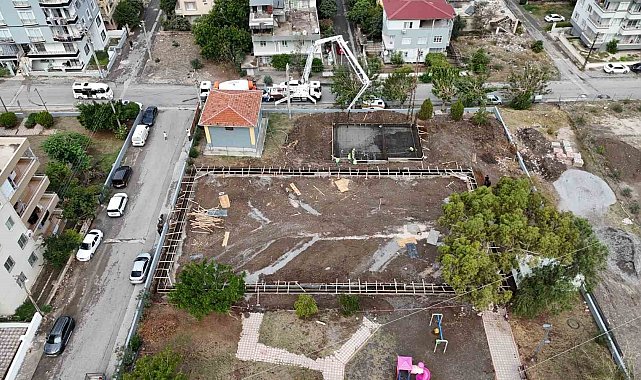 HBB, Modernevler Mahallesi'ne halı saha inşa ediyor