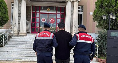 Hırsızlık suçundan aranıyordu, yakalandı