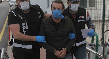 İddianameye göre Ceyhan Belediye Başkanı Kadir Aydar 300 bin dolar rüşvet aldı, ailesinin otel parasını bile ödetti