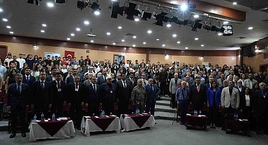 Iğdır Üniversitesi Rektörü Prof. Dr. Gürel: "Dede Korkut Türk milletinin hafızasında ortak bir ilminde yaşayan efsanevi bir kimliktir"