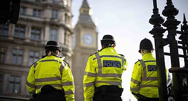 İngiliz polisi acil durum çağrılarına dronlarla yanıt verecek