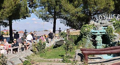 İngiliz ve Alman turistler Kale'nin biber tatarı ve pidesine bayıldı