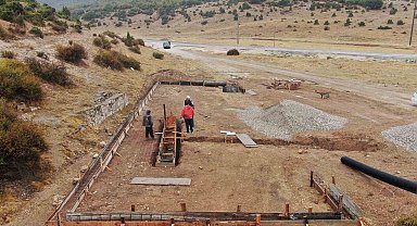 İnönü Belediyesi'nden Oklubalı Mahallesi'ne koyun yıkama yeri