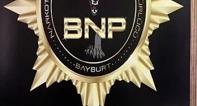 İran uyruklu şahsın mide ve bağırsaklarından 588,55 gr metamfetamin çıkarıldı