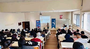 İş hayatında iletişim önemli