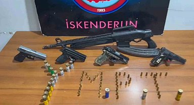 İskenderun'da asayiş uygulaması; 5 adet ruhsatsız silah ele geçirildi