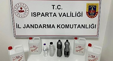Isparta'da kaçak içki operasyonunda 2 şüpheli hakkında işlem başlatıldı