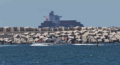 İsrail'in alıkoyduğu Küresel Sumud Filosu'ndaki aktivistler Aşdod Limanı'na getirildi