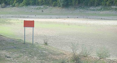 İstanbul'un su ihtiyacını karşılayan barajlar kuruma noktasına geldi