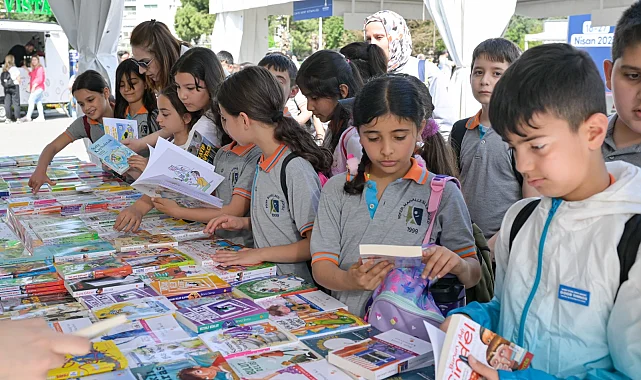 İZKİTAP ve İzmir Uluslararası Edebiyat Festivali başlıyor