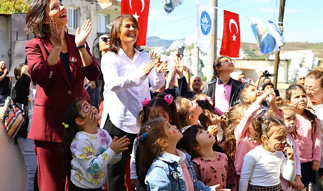 İzmir Karabağlar'da "Oyun Akademisi" açıldı