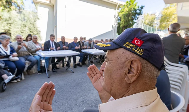 İzmir'de Başkan Tugay gazilerle buluştu