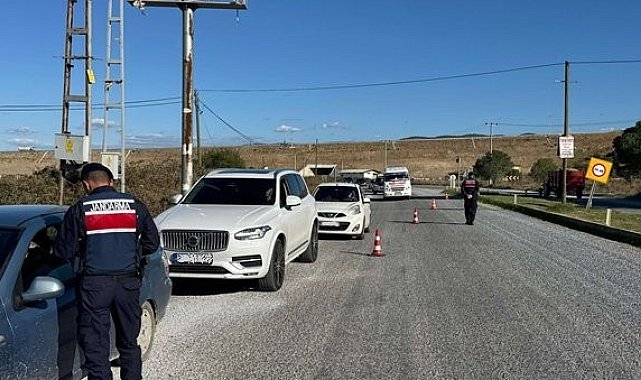 Jandarma düzensiz göçle mücadeleyi sürdürüyor