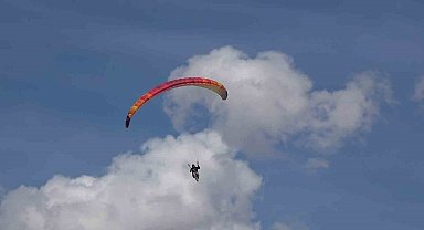 Kadın sporcudan Yamaç Paraşütü Dünya Kupası Ön Eleme Şampiyonasında önemli başarı