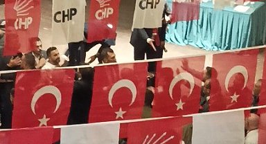 Kahramanmaraş'ta CHP kongresinde kavga