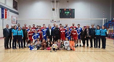 Kamu spor oyunları'nda voleybol heyecanı sona erdi